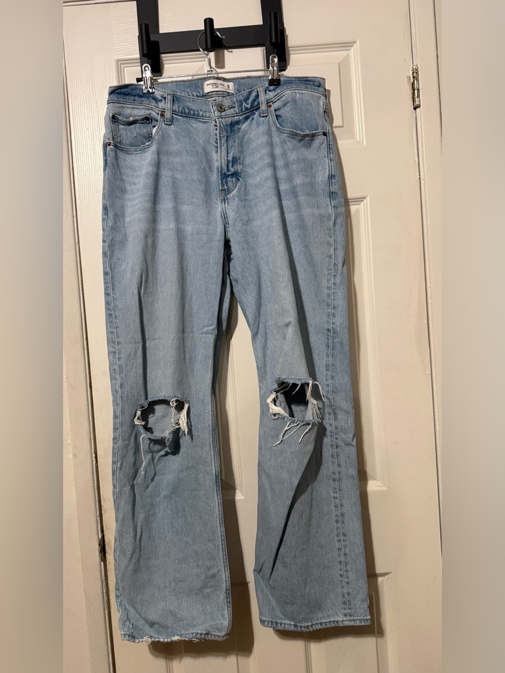 Abercrombie & Fitch Light Wash Distressed Knee Hole Jeans